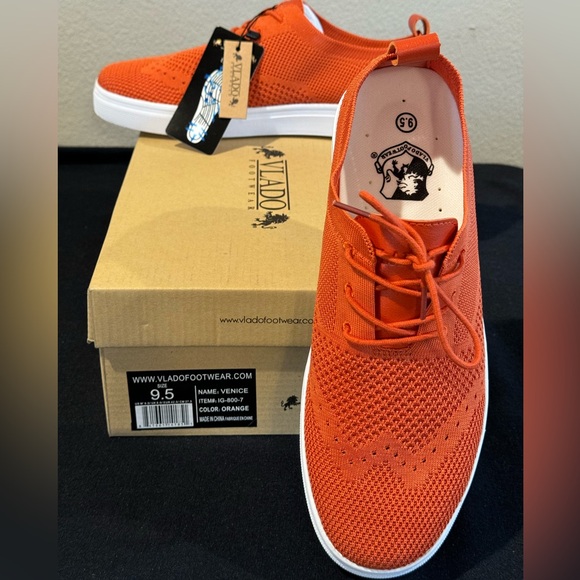 Vlado Footwear Other - Vlado Footwear Men’s Venice sneakers size 9.5 color orange